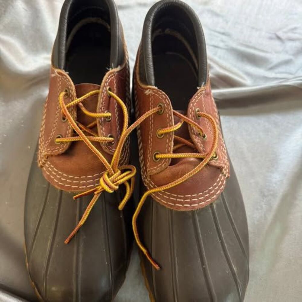 LL Bean Men's 8W duck boot shoe Gumshoes